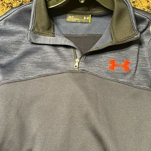 Ladies Under Armour pullover